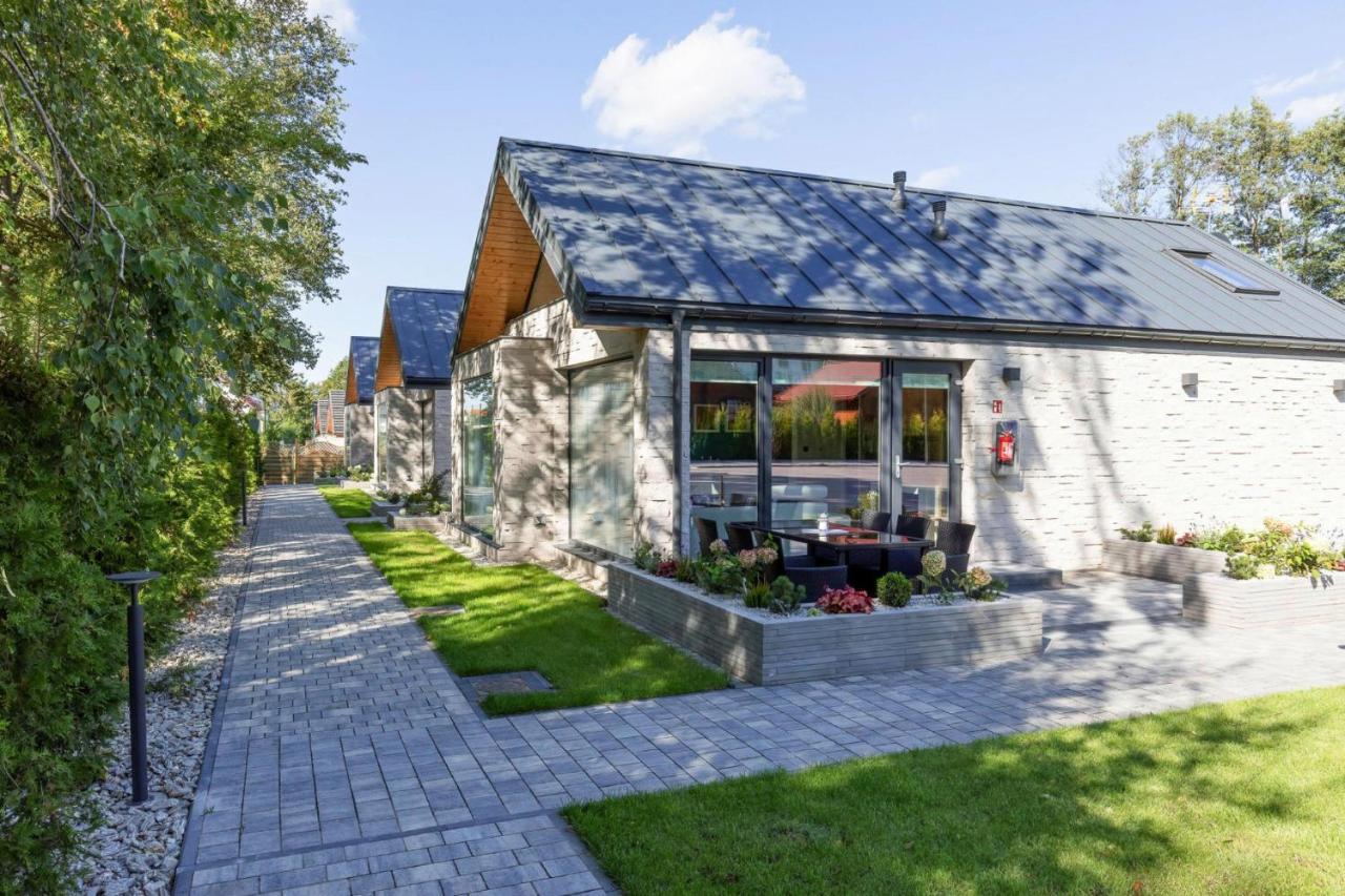 Year-Round Holiday Houses, อุสตรอเนียมอร์สเกีย ภายนอก รูปภาพ