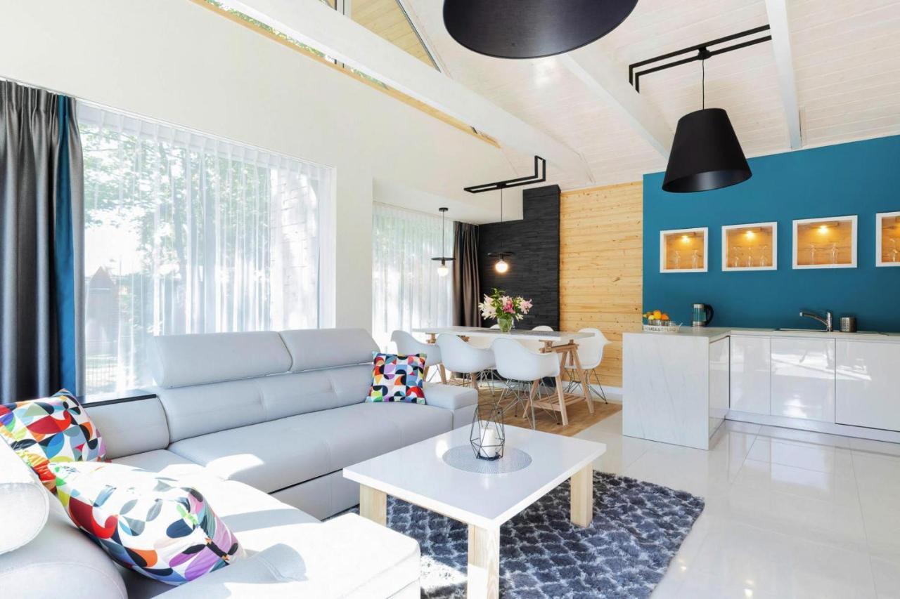 Year-Round Holiday Houses, อุสตรอเนียมอร์สเกีย ภายนอก รูปภาพ