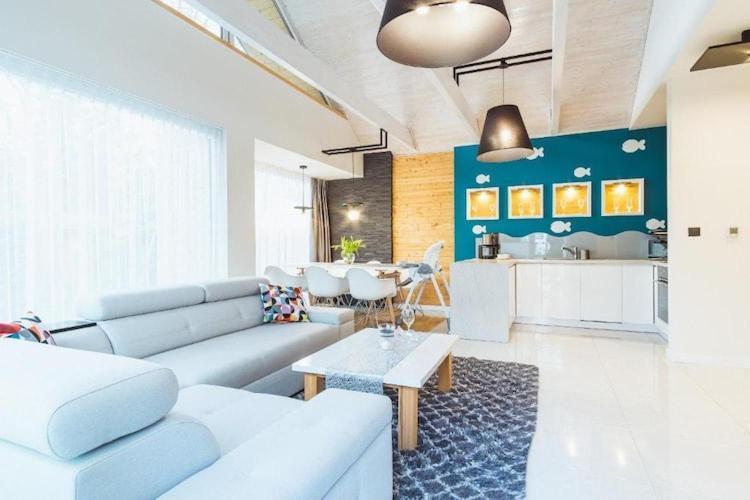 Year-Round Holiday Houses, อุสตรอเนียมอร์สเกีย ภายนอก รูปภาพ